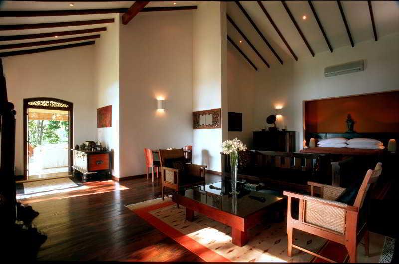 בלפיטיה The River House By Asia Leisure מראה חיצוני תמונה